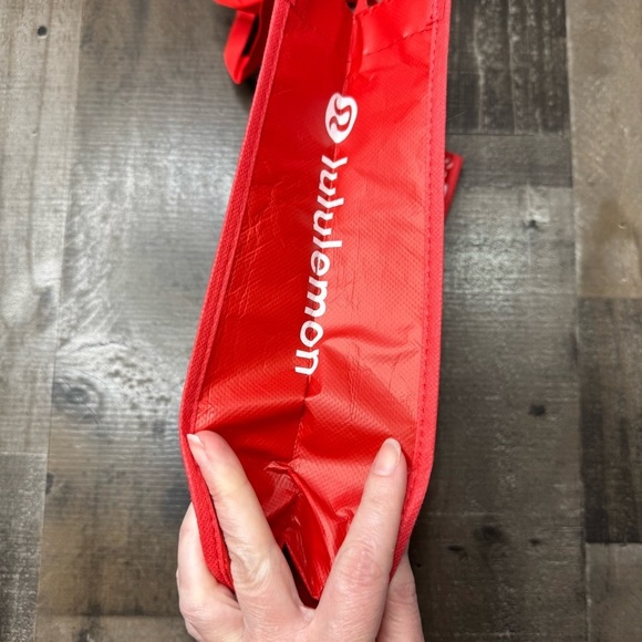 Lululemon Athletica Small Reuseable Vibrant Red Shopping Bag - Picture 3 of 7